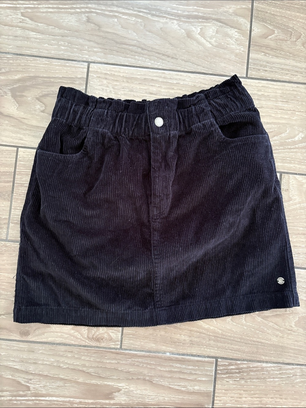 Roxy Black Corduroy cotton stretch waist front pockets skirt Women’s Large